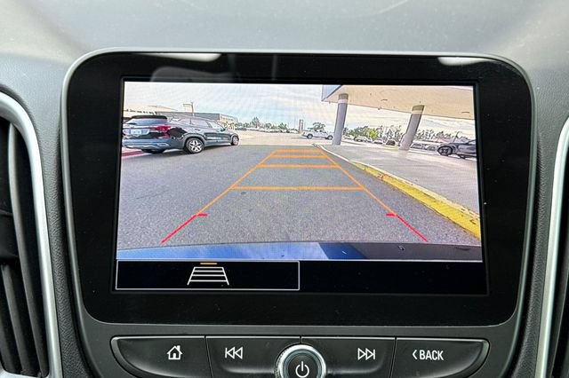 Used 2023 Chevrolet Malibu LT FWD image 24