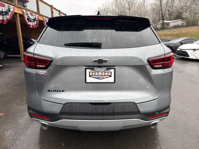 New 2026 Chevrolet Blazer LT w/ LPO, Black Sport Package image 7