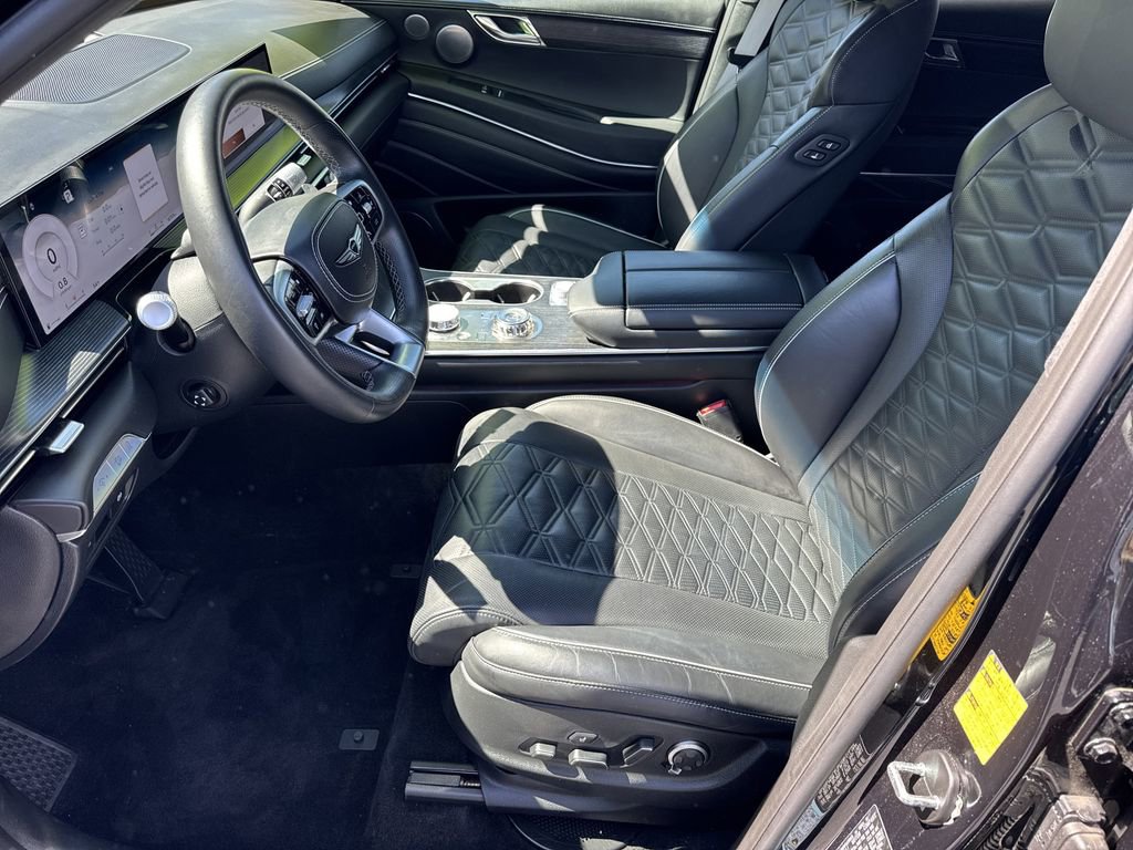 Used 2025 Genesis GV80 3.5T image 9
