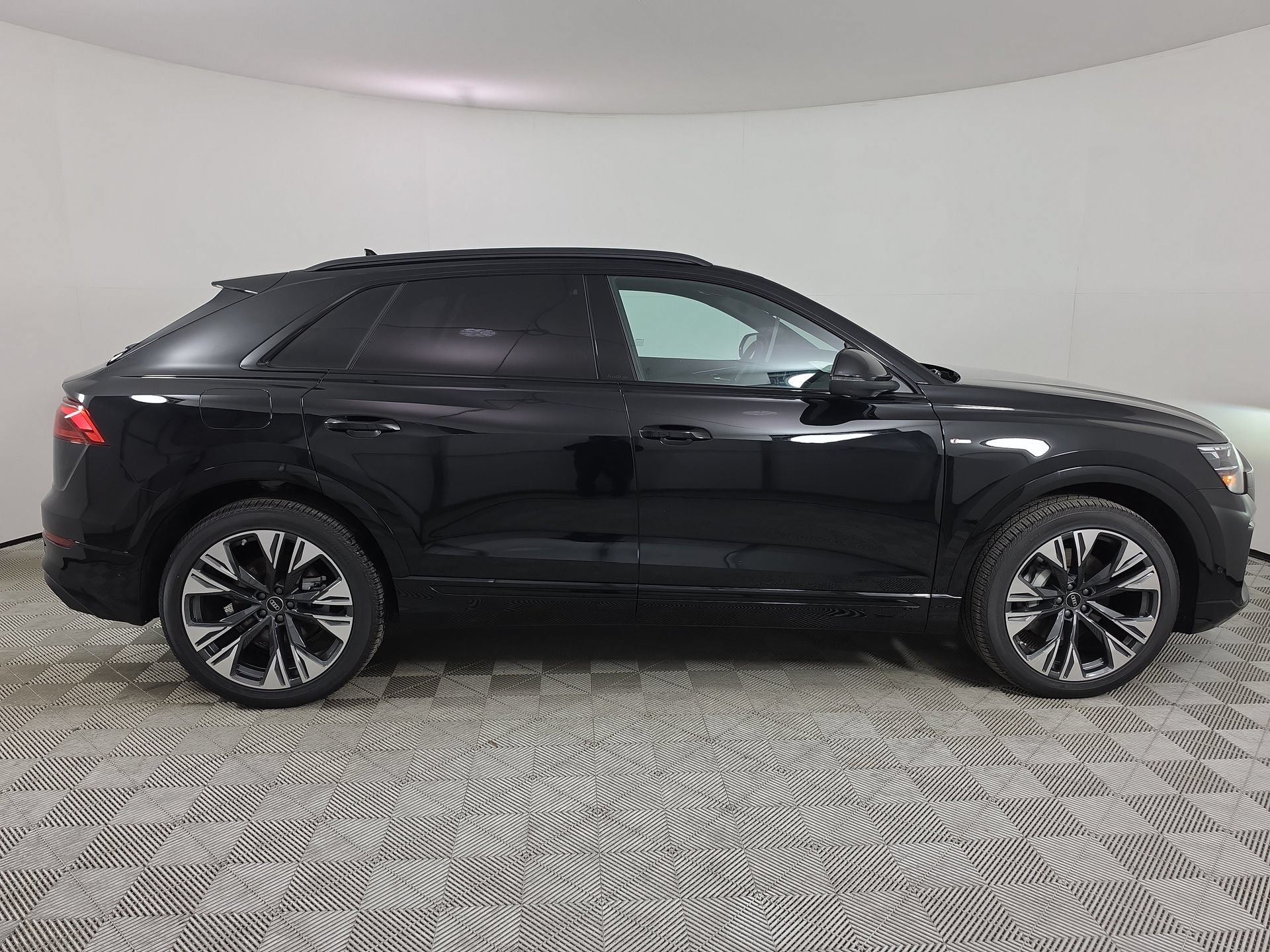 New 2026 Audi Q8 Premium Plus AWD/4WD image 8