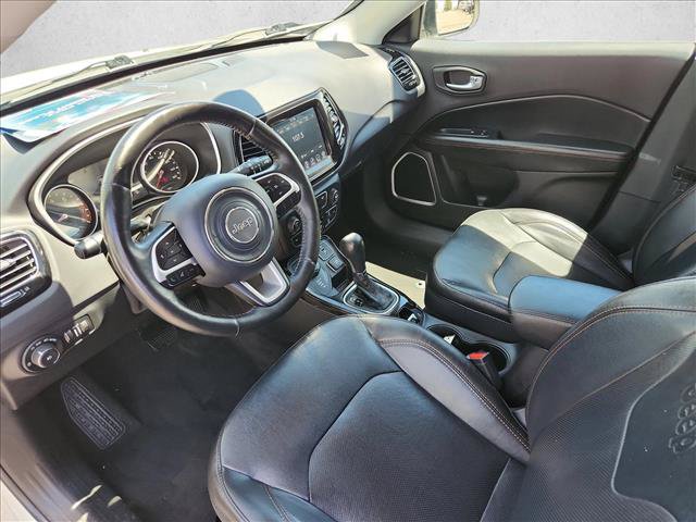 Used 2018 Jeep Compass Limited AWD/4WD image 11