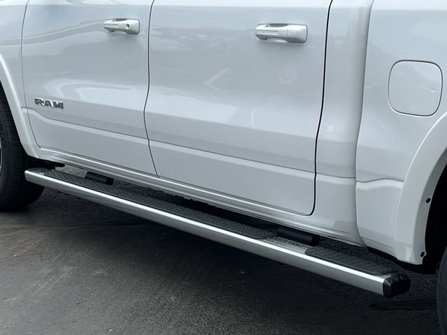 New 2026 RAM 1500 Laramie AWD/4WD image 9