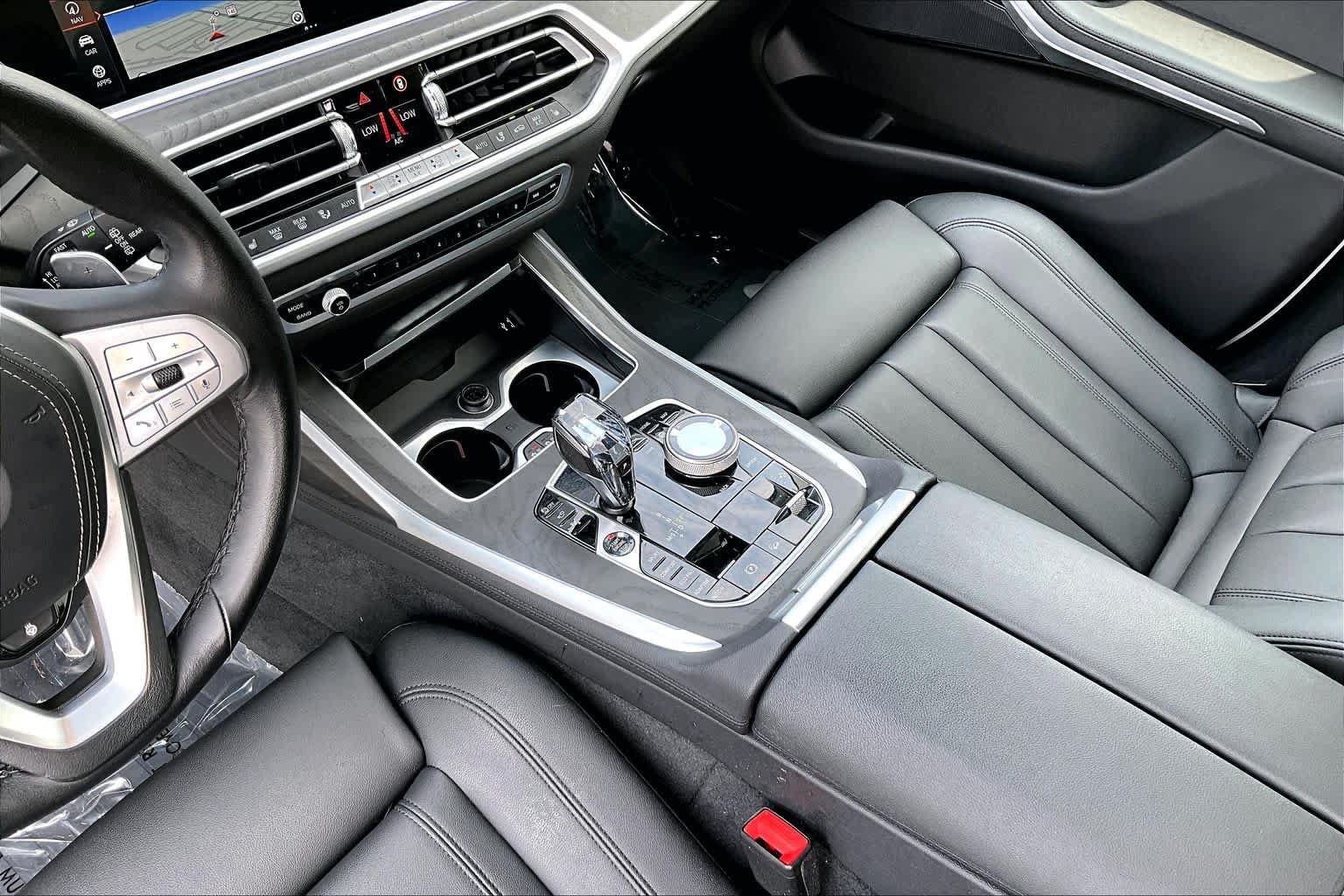 Used 2022 BMW X7 xDrive40i w/ Executive Package AWD/4WD image 24