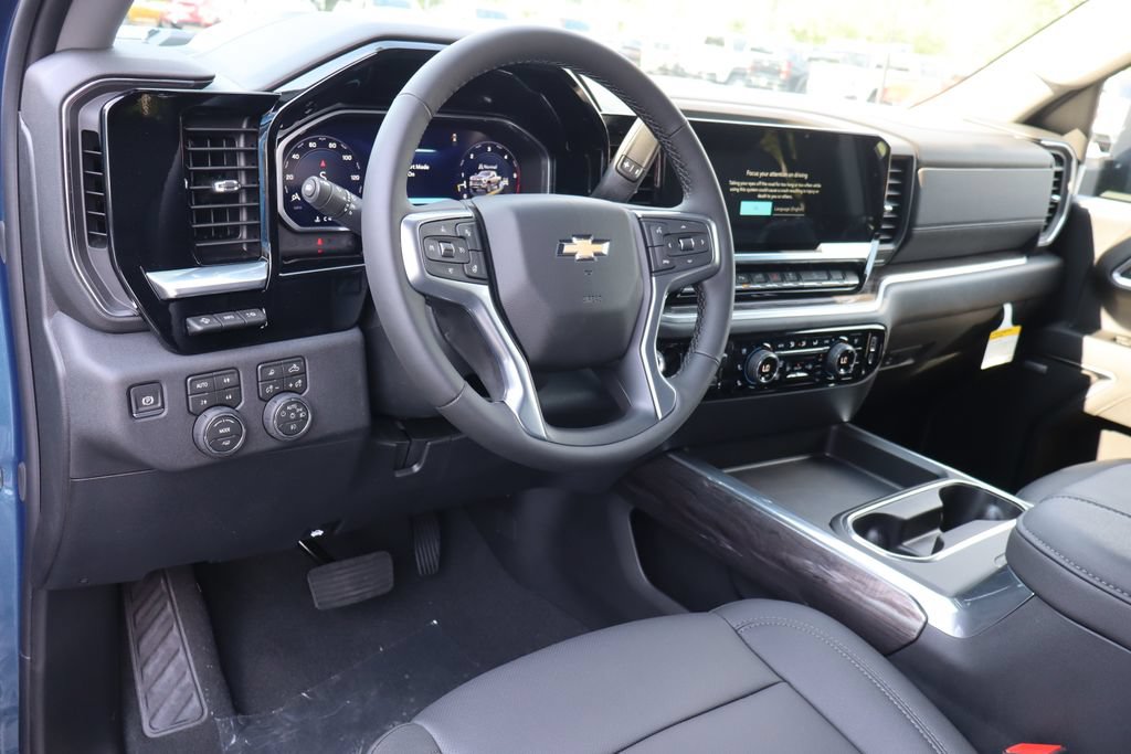 New 2026 Chevrolet Silverado 3500 LTZ w/ LTZ Plus Package AWD/4WD image 6