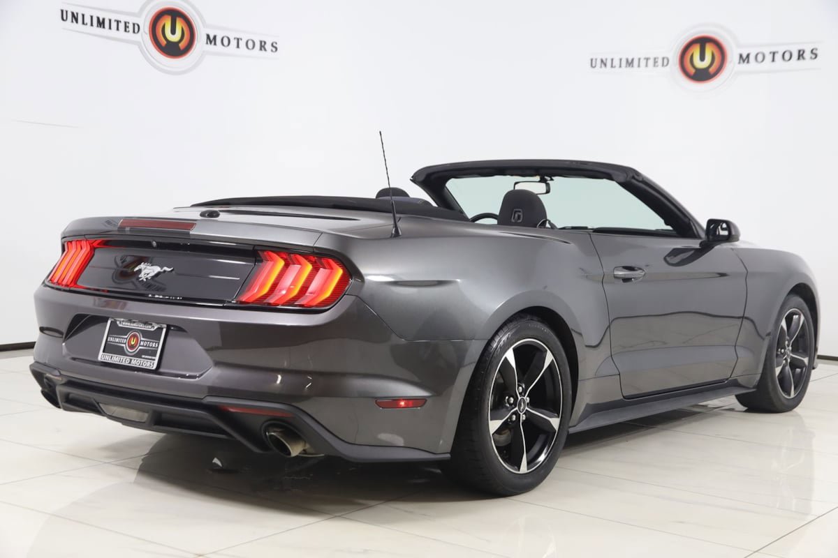Used 2020 Ford Mustang Convertible RWD image 47