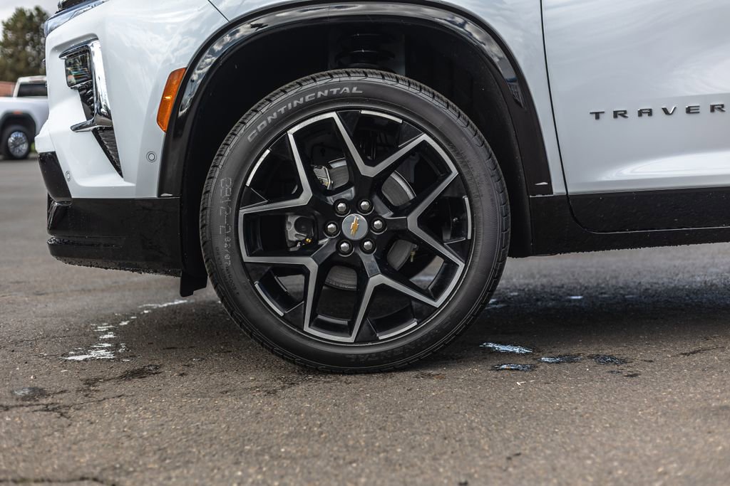 New 2026 Chevrolet Traverse High Country image 13