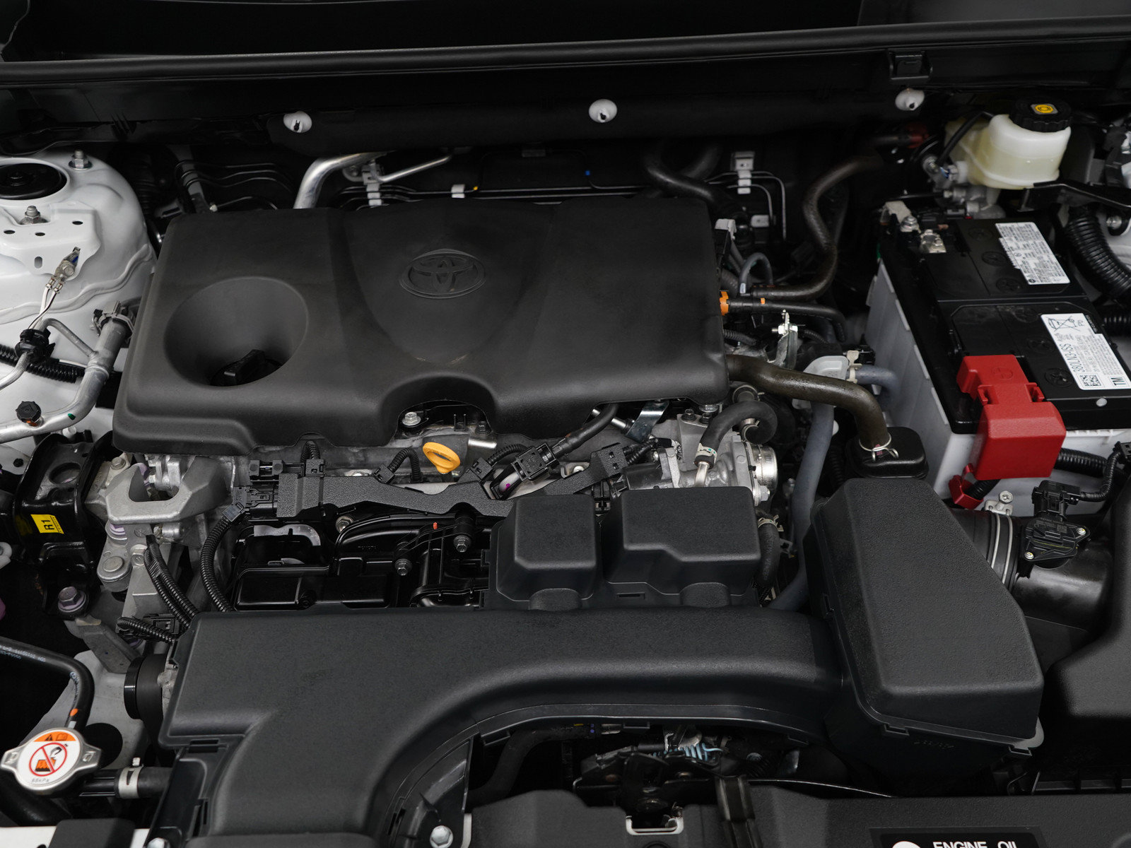 Used 2025 Toyota RAV4 LE AWD/4WD image 29