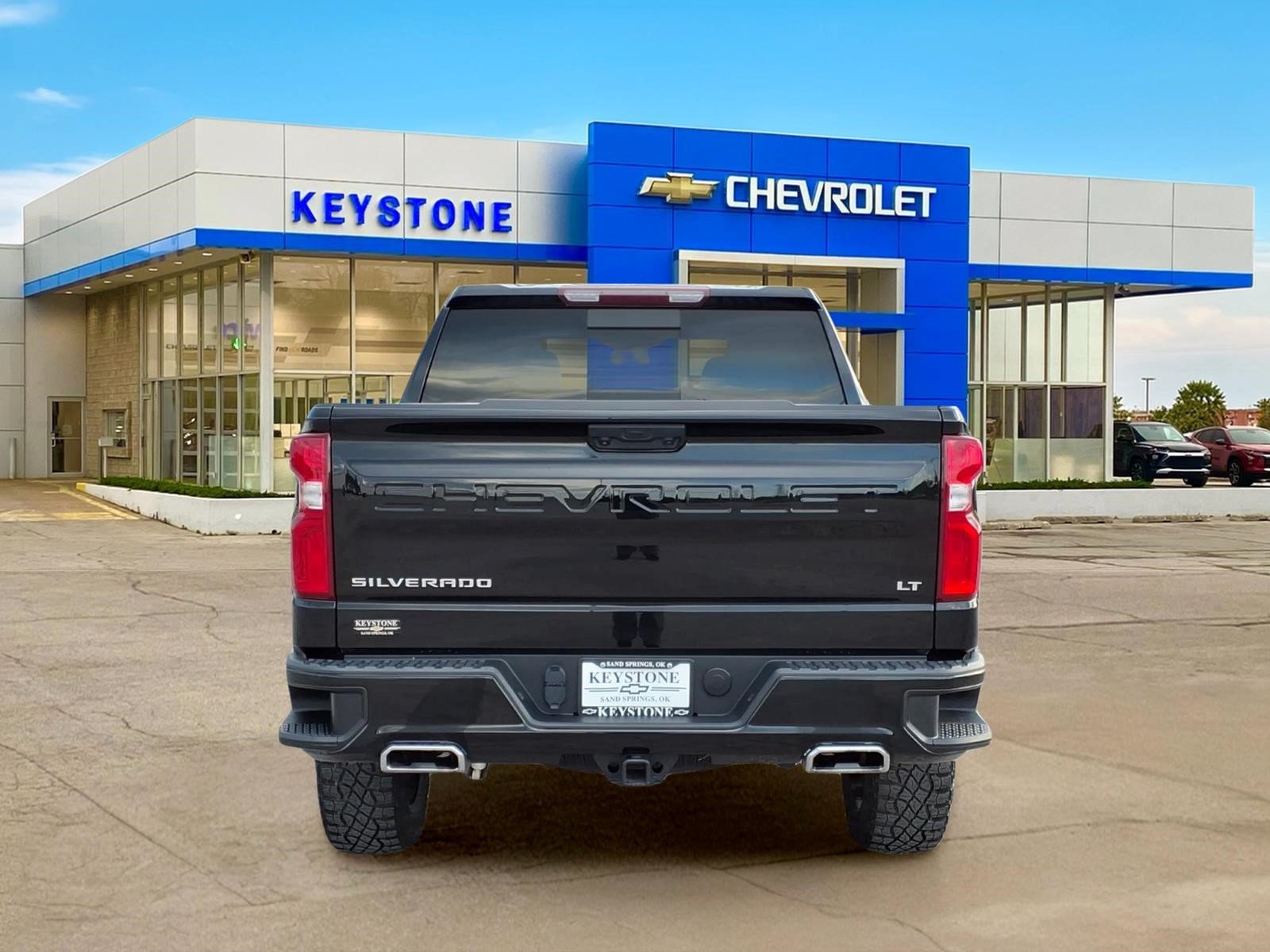 Used 2024 Chevrolet Silverado 1500 LT Trail Boss w/ Convenience Package II AWD/4WD image 6