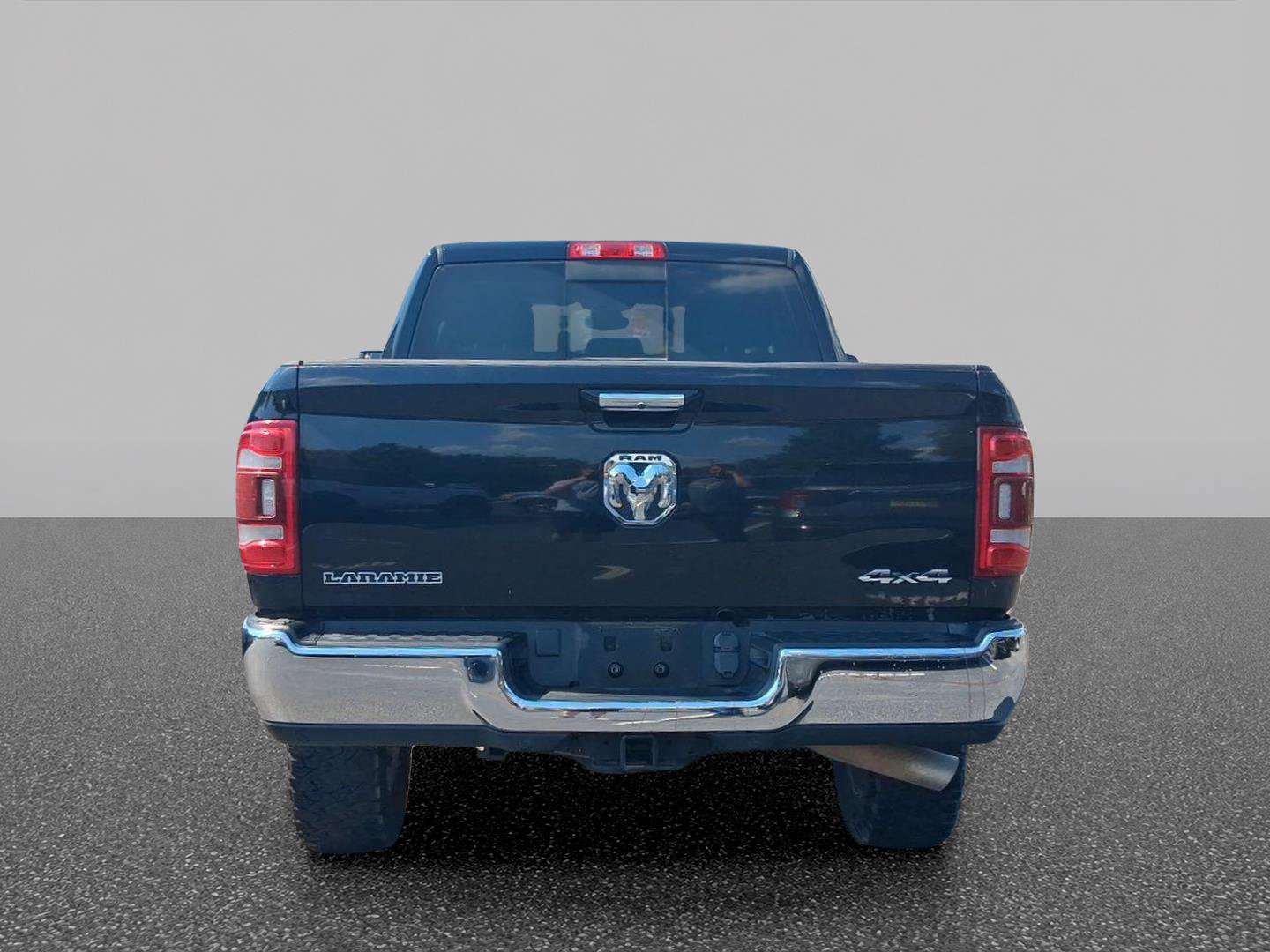 Used 2022 RAM 3500 Laramie AWD/4WD image 5
