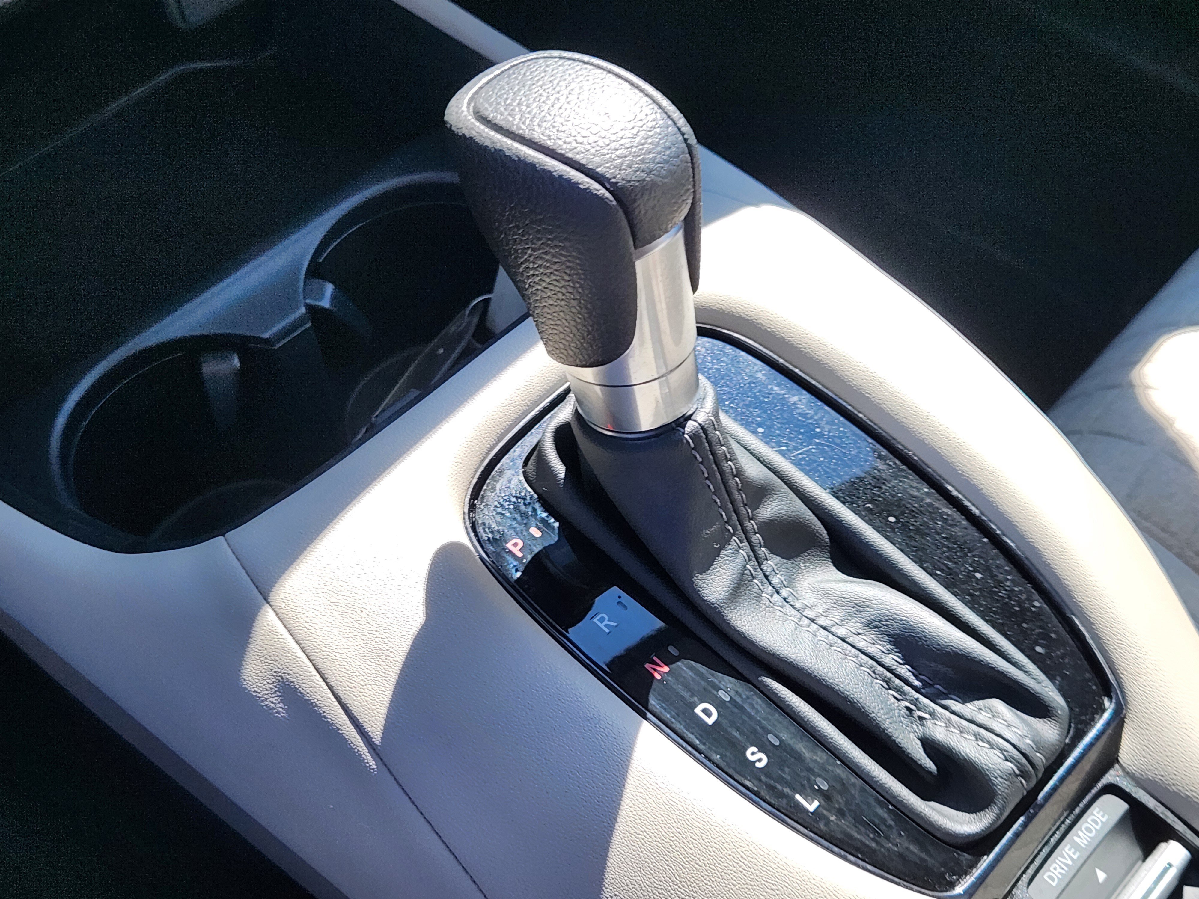 Certified 2024 Honda HR-V LX image 12