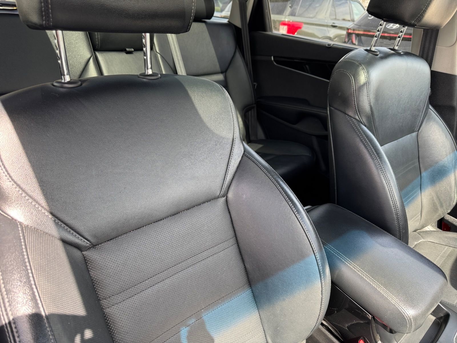 Used 2019 Kia Sorento SX AWD/4WD image 12