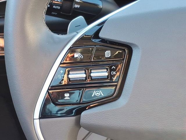 Used 2024 Kia Niro EX Touring image 27