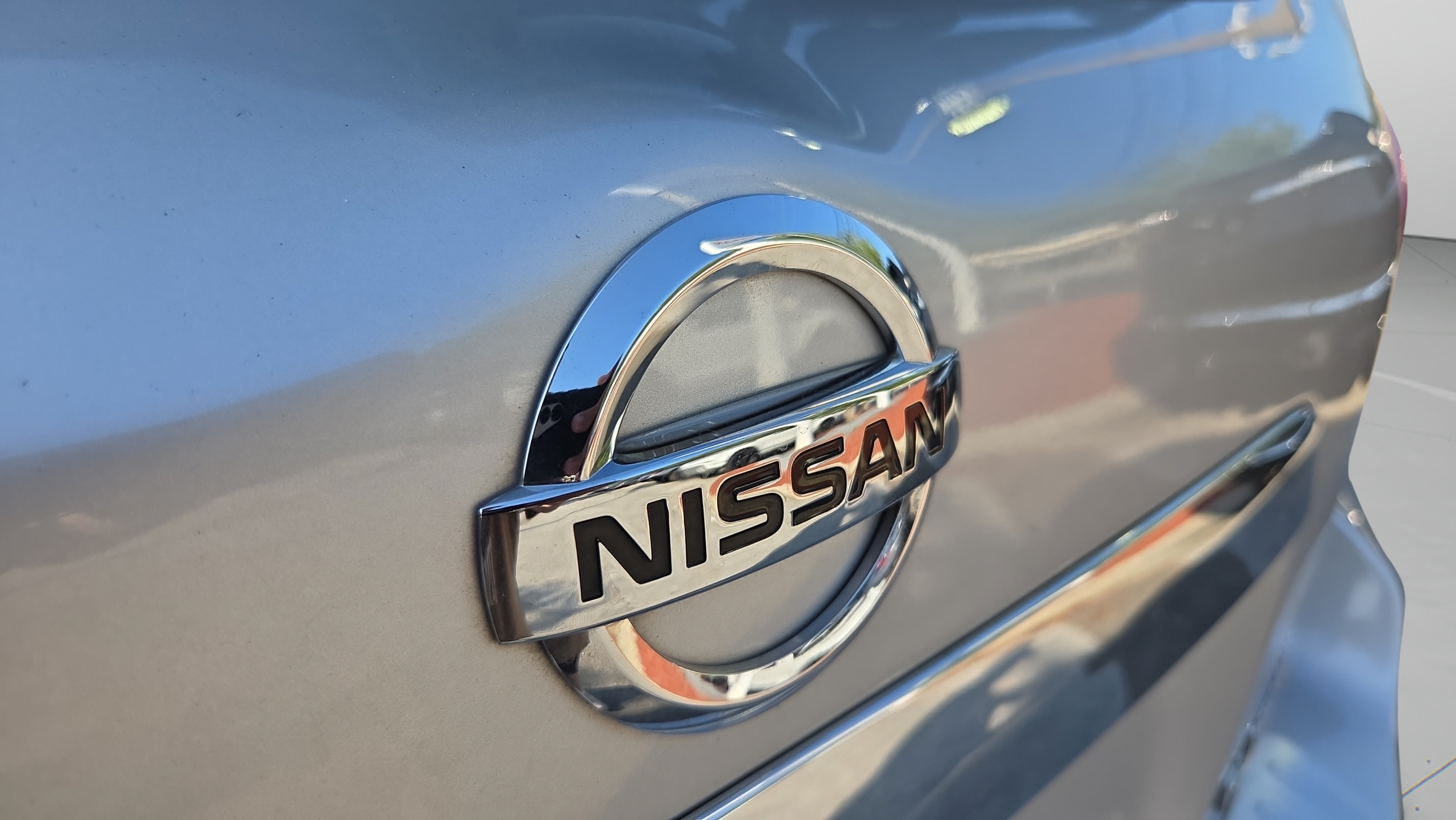Used 2017 Nissan Pathfinder Platinum FWD image 31
