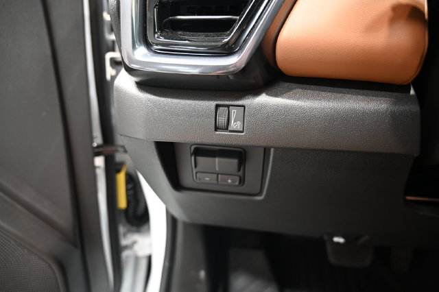 New 2026 GMC Canyon AT4 w/ Technology Plus Package AWD/4WD image 28