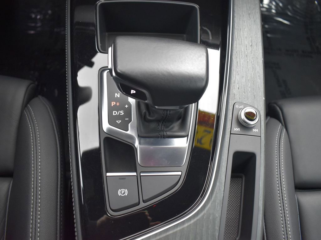 Used 2020 Audi A4 2.0T Premium Plus w/ Premium Plus Package image 17