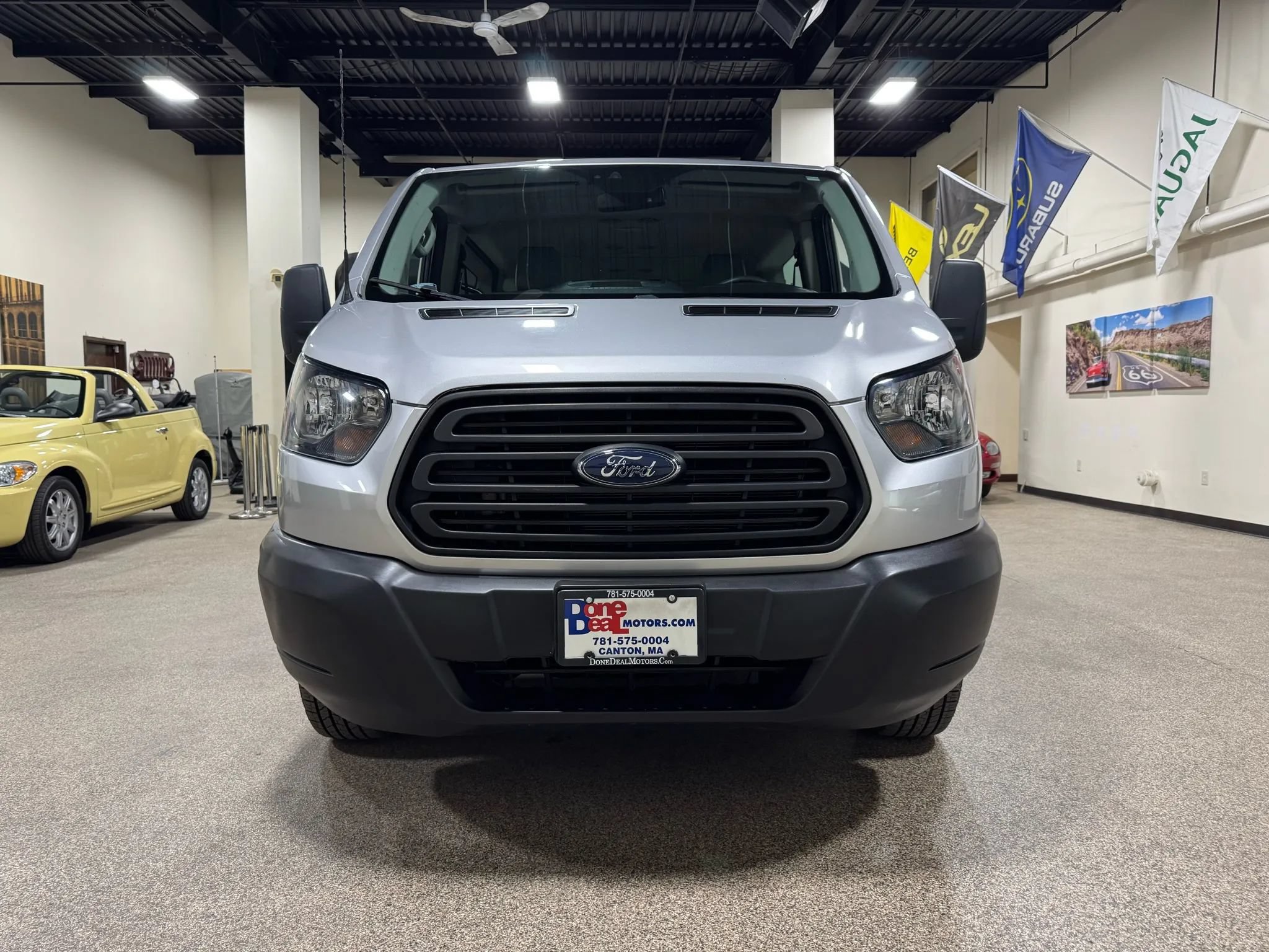 Used 2019 Ford Transit 350 XL RWD image 2