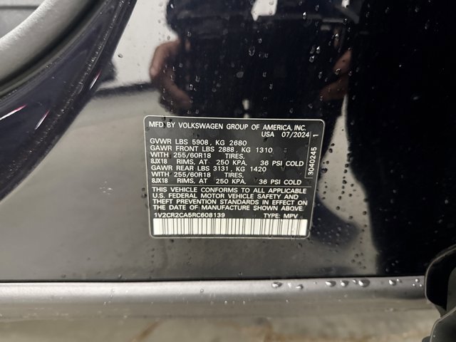 Used 2024 Volkswagen Atlas Peak Edition SE image 21