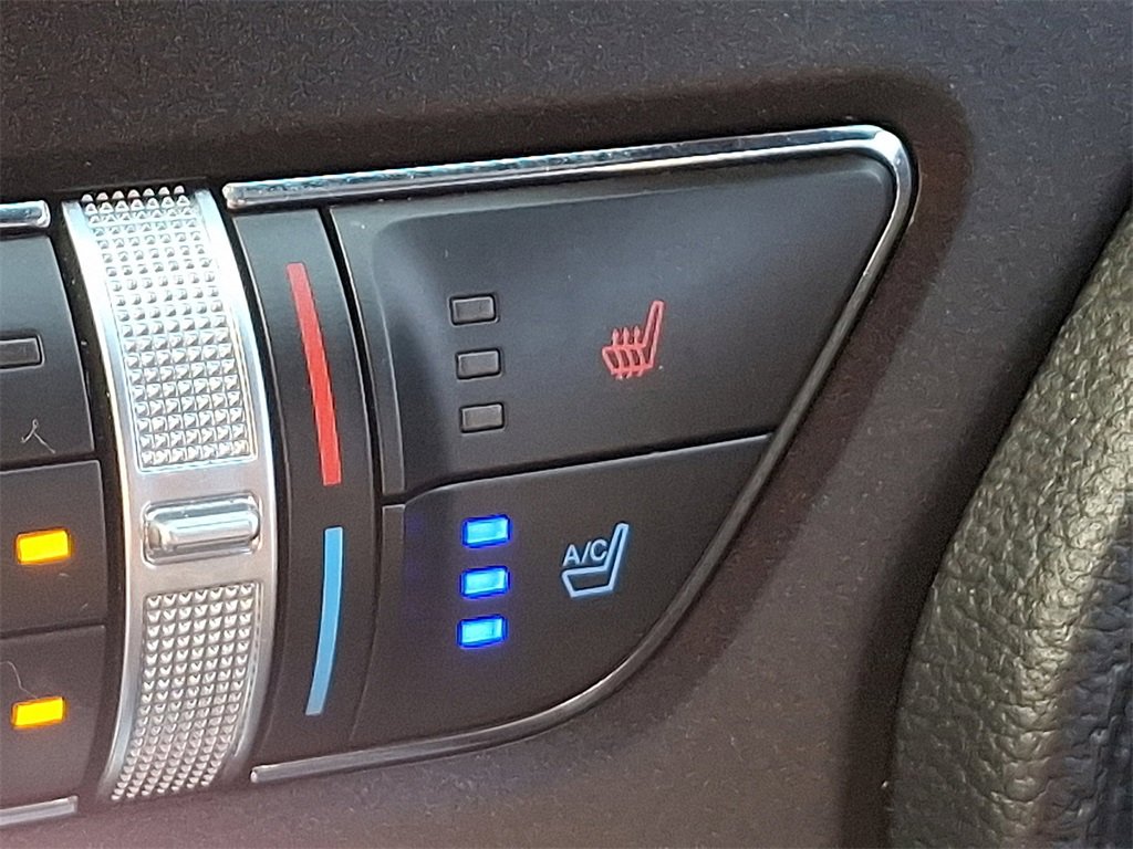 Certified 2022 Ford Mustang Premium w/ Black Accent Package image 26