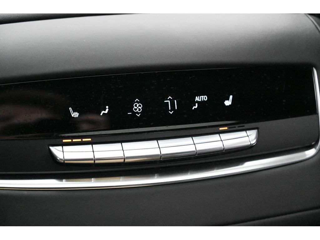 Used 2025 Cadillac Escalade Sport Platinum image 32