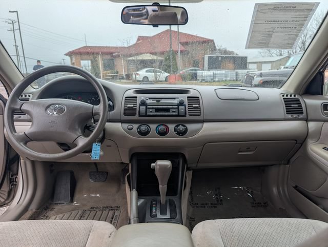 Used 2002 Toyota Camry FWD image 16