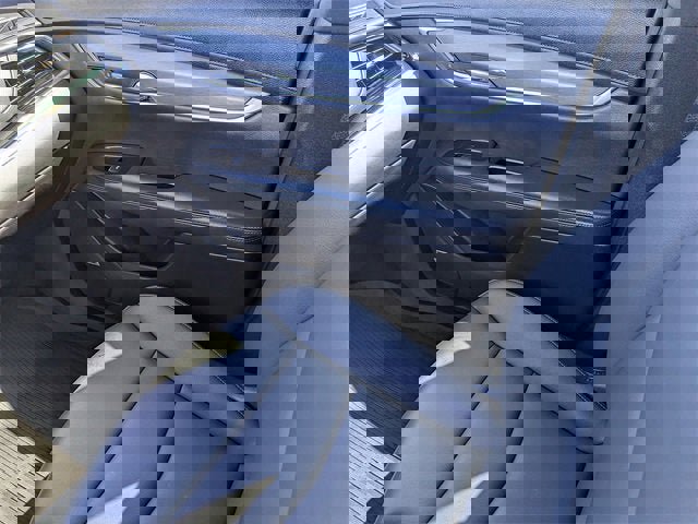 New 2025 Cadillac XT6 Luxury image 18