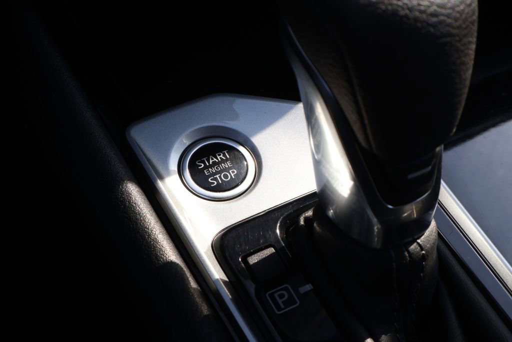 Used 2024 Nissan Altima 2.5 SV image 21