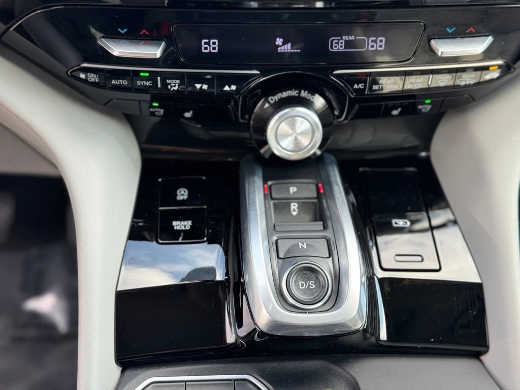Used 2023 Acura MDX w/ Technology Package AWD/4WD image 19