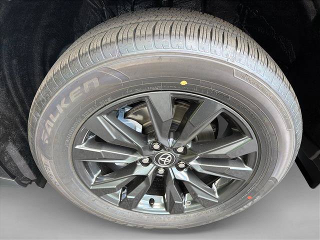 Used 2026 Toyota RAV4 XLE Premium FWD image 11