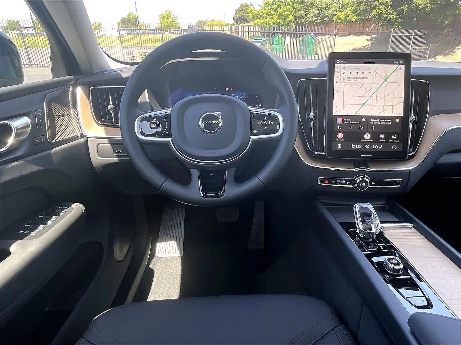 New 2026 Volvo XC60 T8 Plus w/ Climate Package AWD/4WD image 15