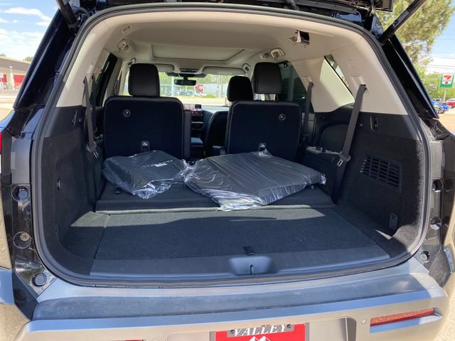 New 2026 Nissan Pathfinder SL w/ SL Premium Package AWD/4WD image 27