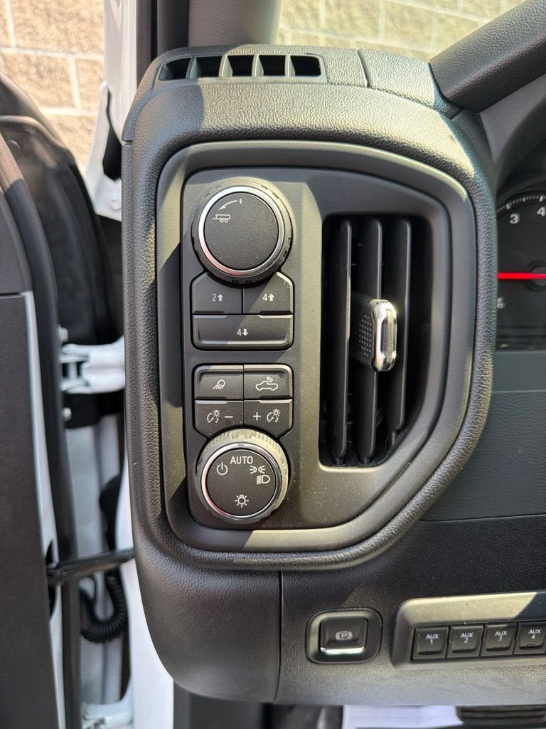 New 2026 Chevrolet Silverado 3500 W/T w/ WT Convenience Package AWD/4WD image 25