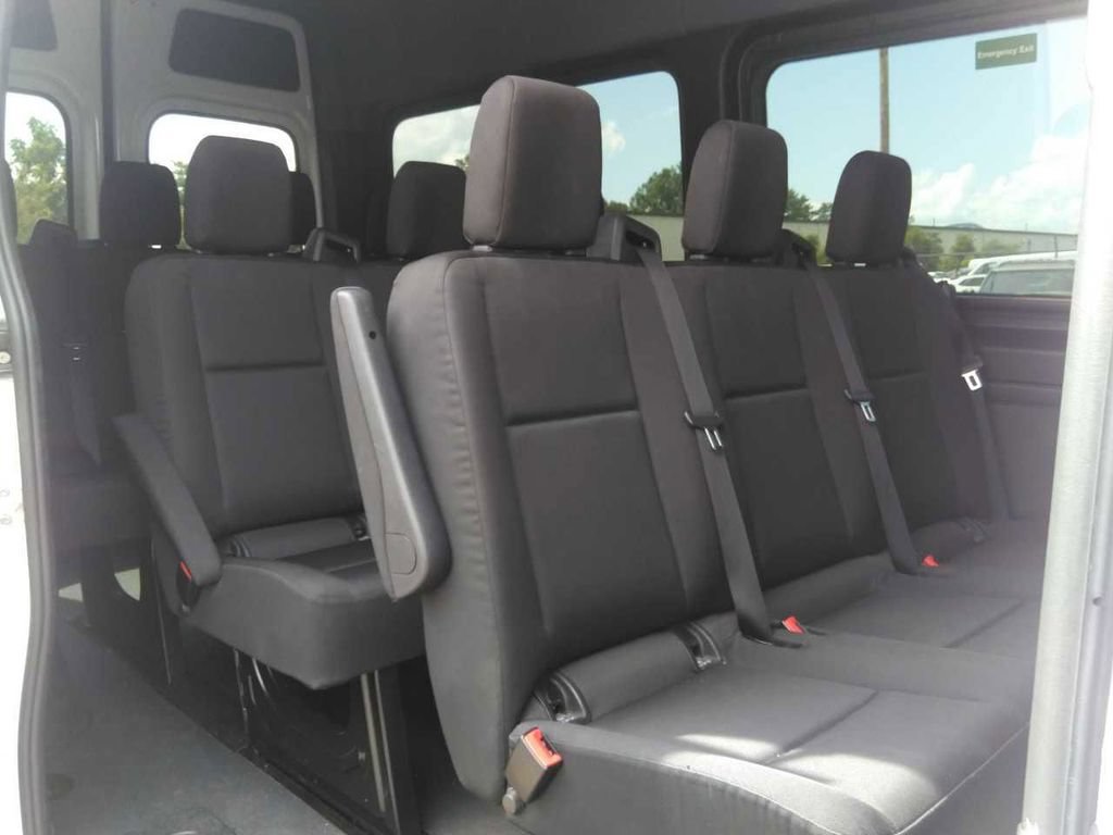 Used 2024 Mercedes-Benz Sprinter 2500 image 6