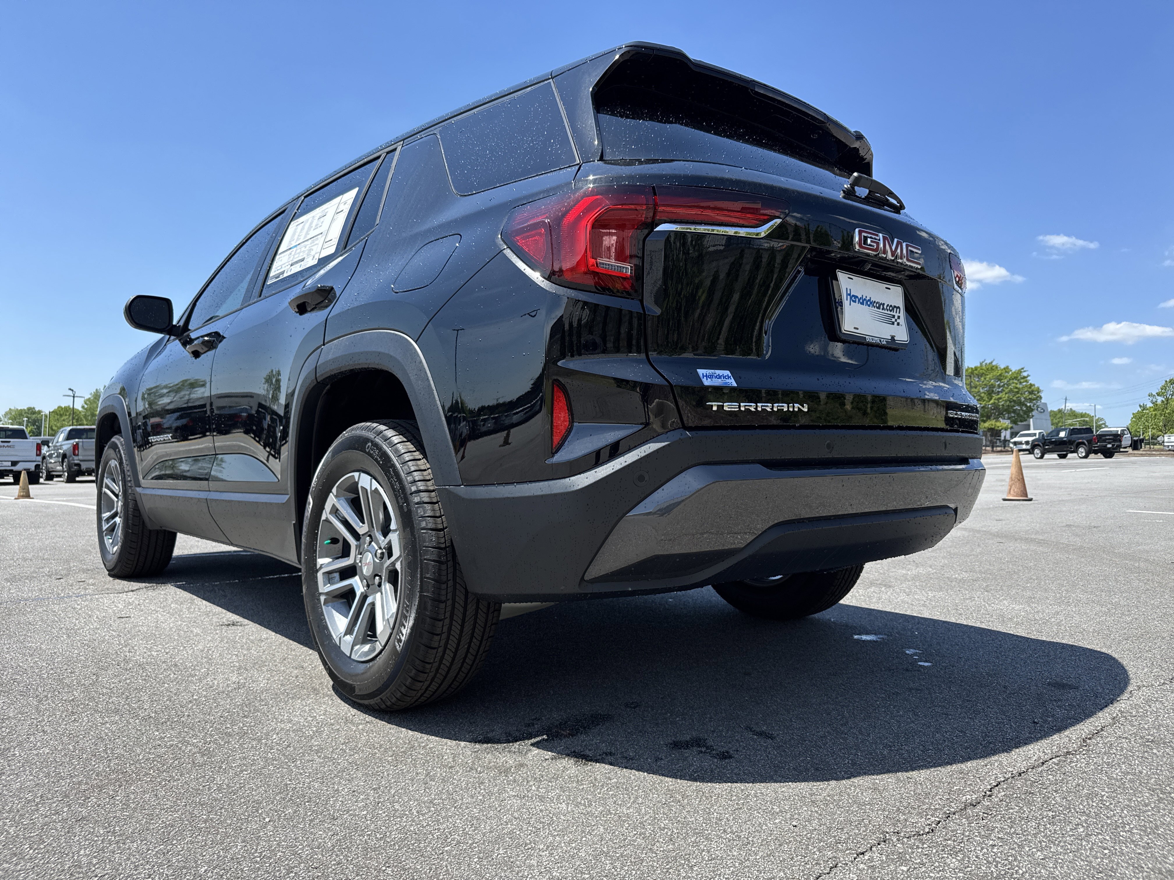 New 2026 GMC Terrain Elevation FWD image 7