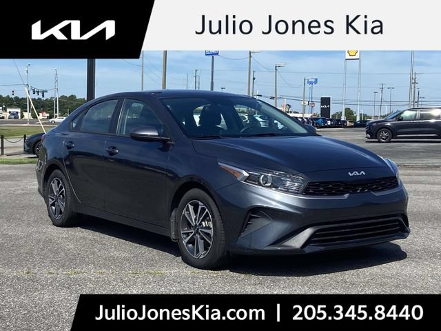 Used 2023 Kia Forte LXS FWD image 1