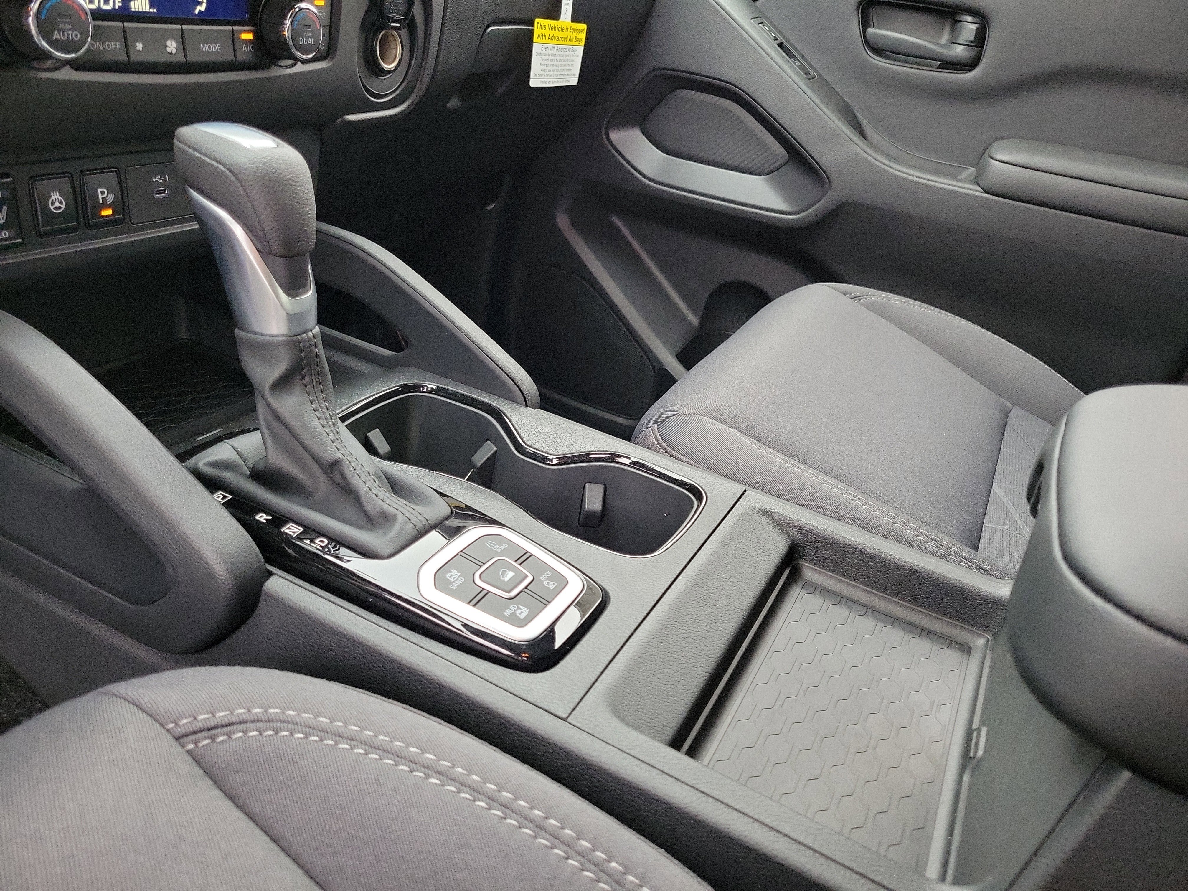 New 2026 Nissan Frontier SV image 29