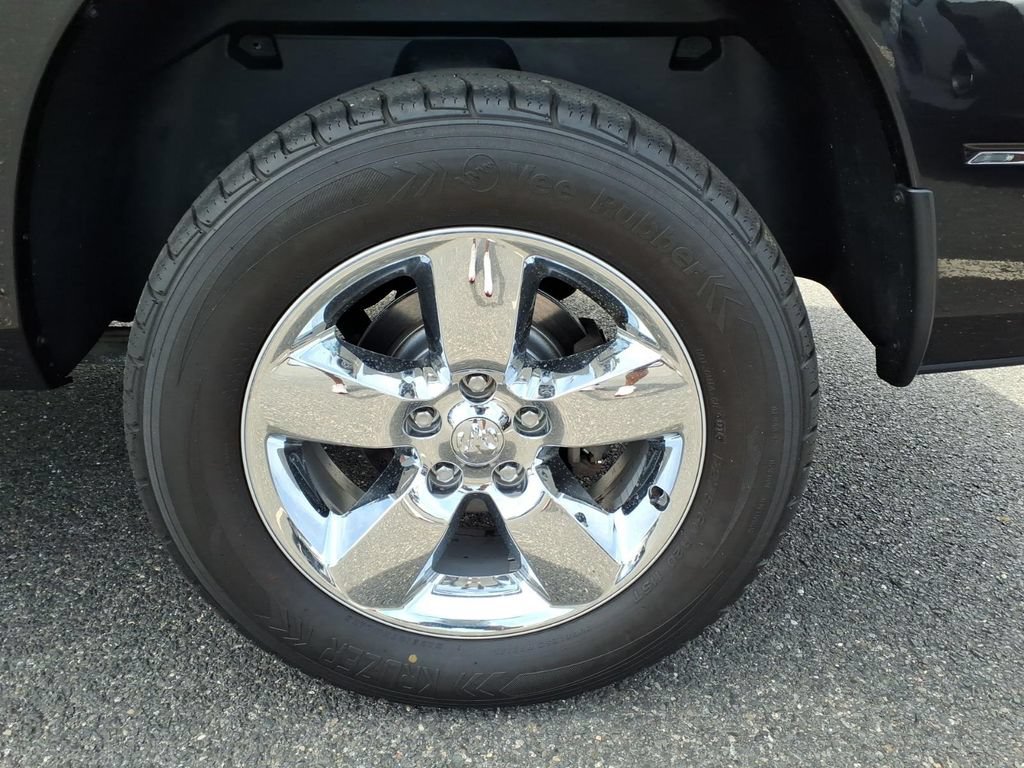 Used 2019 RAM 1500 Express w/ Express Value Package AWD/4WD image 15