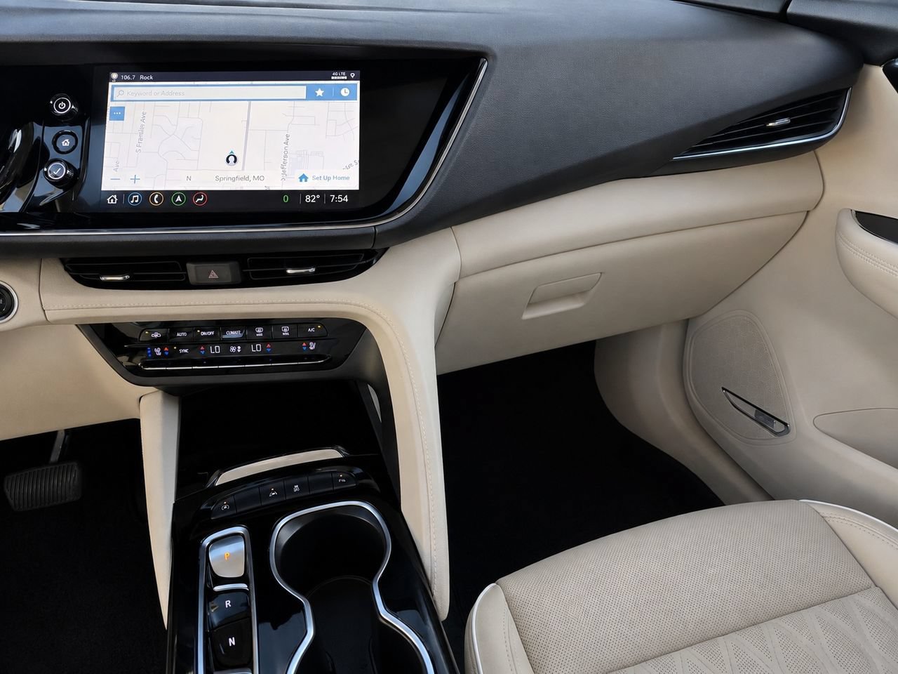 Used 2021 Buick Envision Avenir FWD image 26