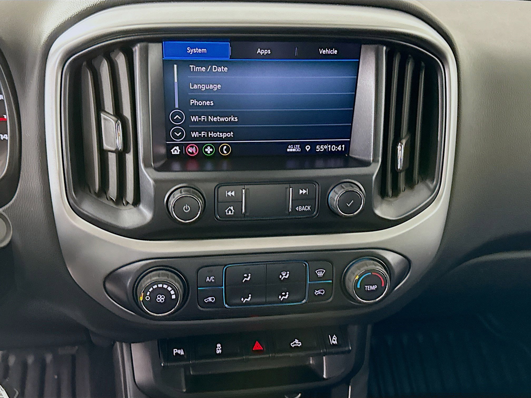 Used 2022 Chevrolet Colorado LT w/ Fleet Safety Package image 18