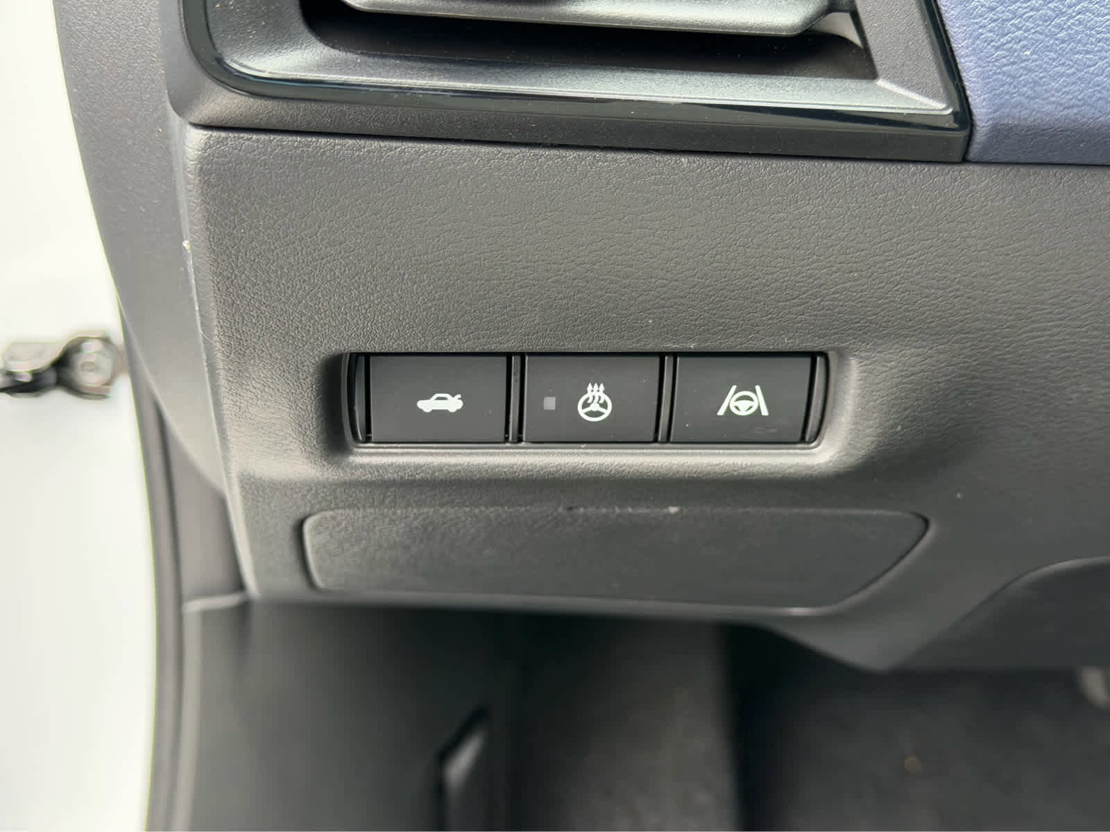 New 2026 Nissan Sentra SL FWD image 23