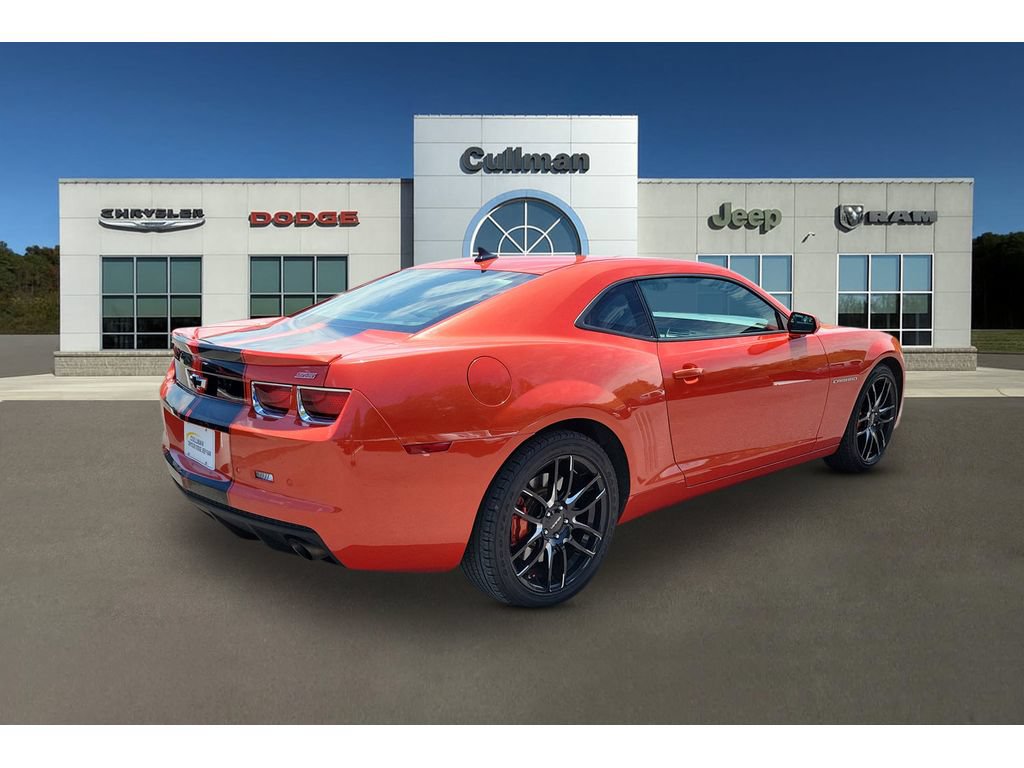Used 2011 Chevrolet Camaro SS w/ RS Package RWD image 3