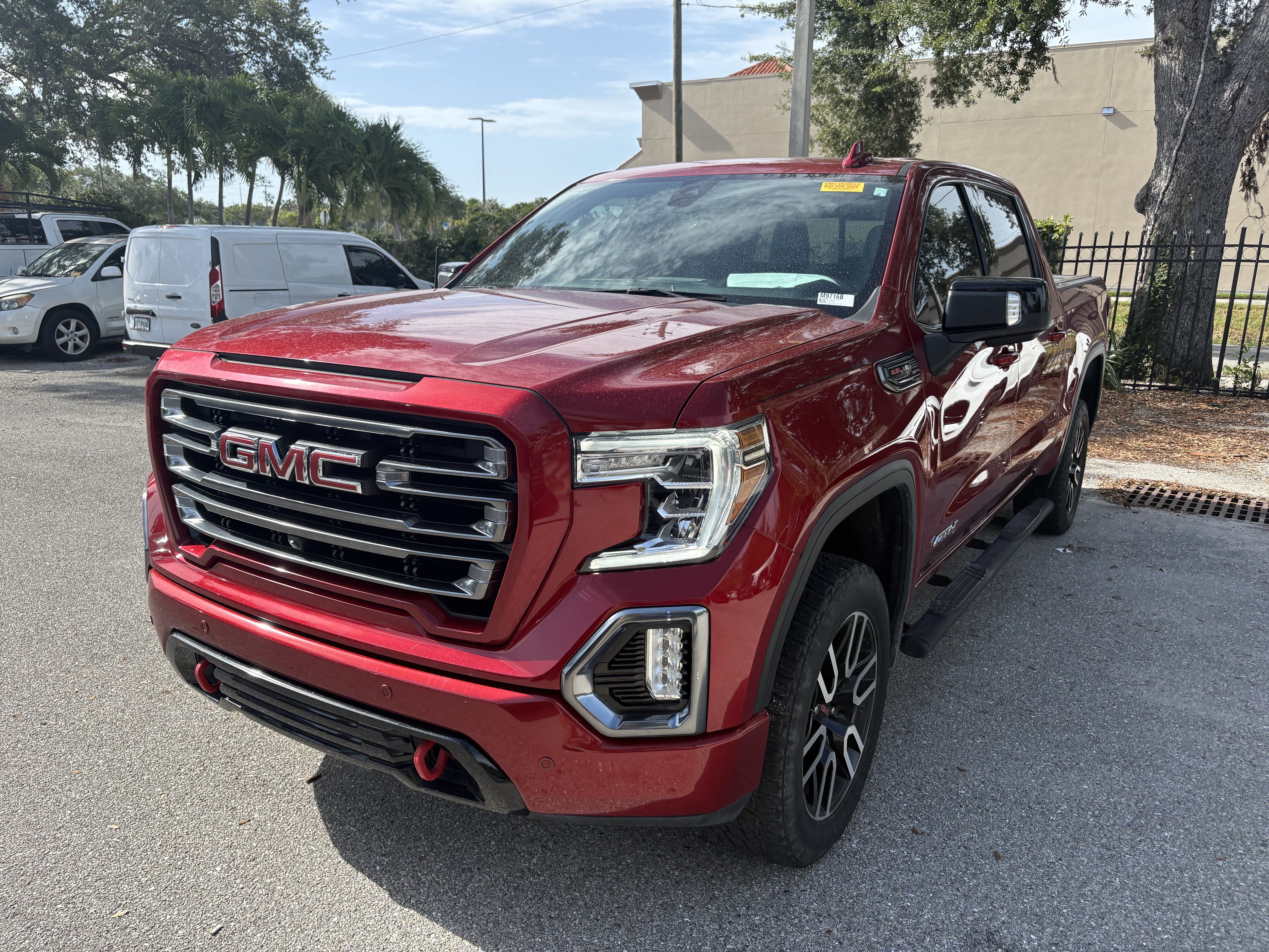 Certified 2021 GMC Sierra 1500 AT4 w/ AT4 Value Package AWD/4WD image 3