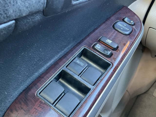 Used 2014 Toyota Camry XLE w/ Leather Package FWD image 30
