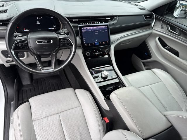 Used 2021 Jeep Grand Cherokee L Overland w/ Luxury Tech Group IV AWD/4WD image 23