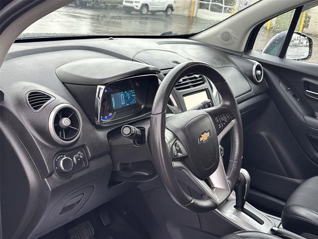 Used 2016 Chevrolet Trax LT w/ LT Convenience Package image 10