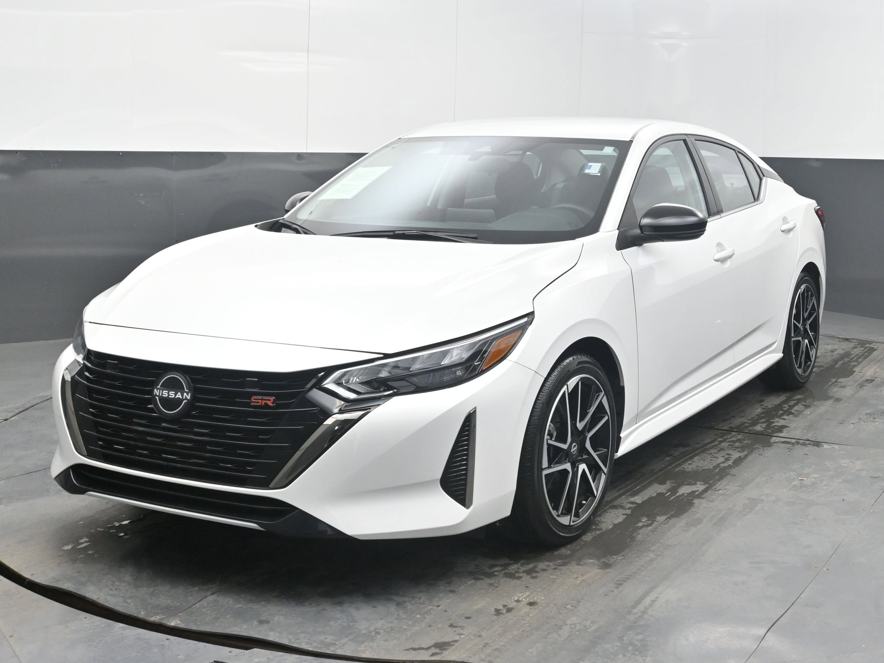 Used 2024 Nissan Sentra SR image 4