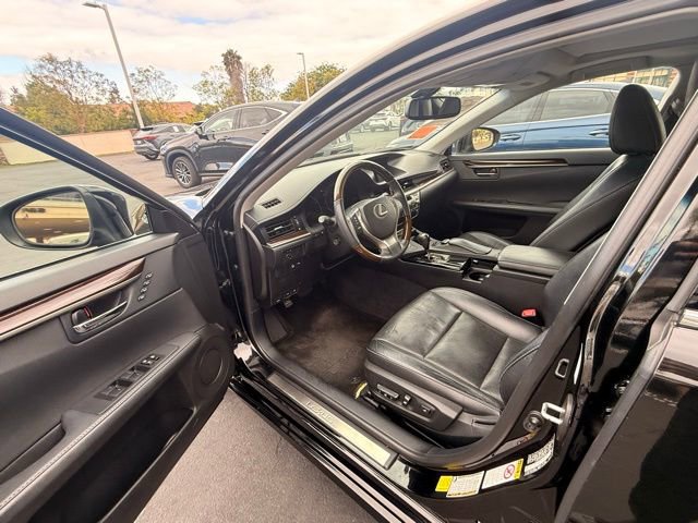 Used 2013 Lexus ES 350 w/ Luxury Pkg FWD image 8