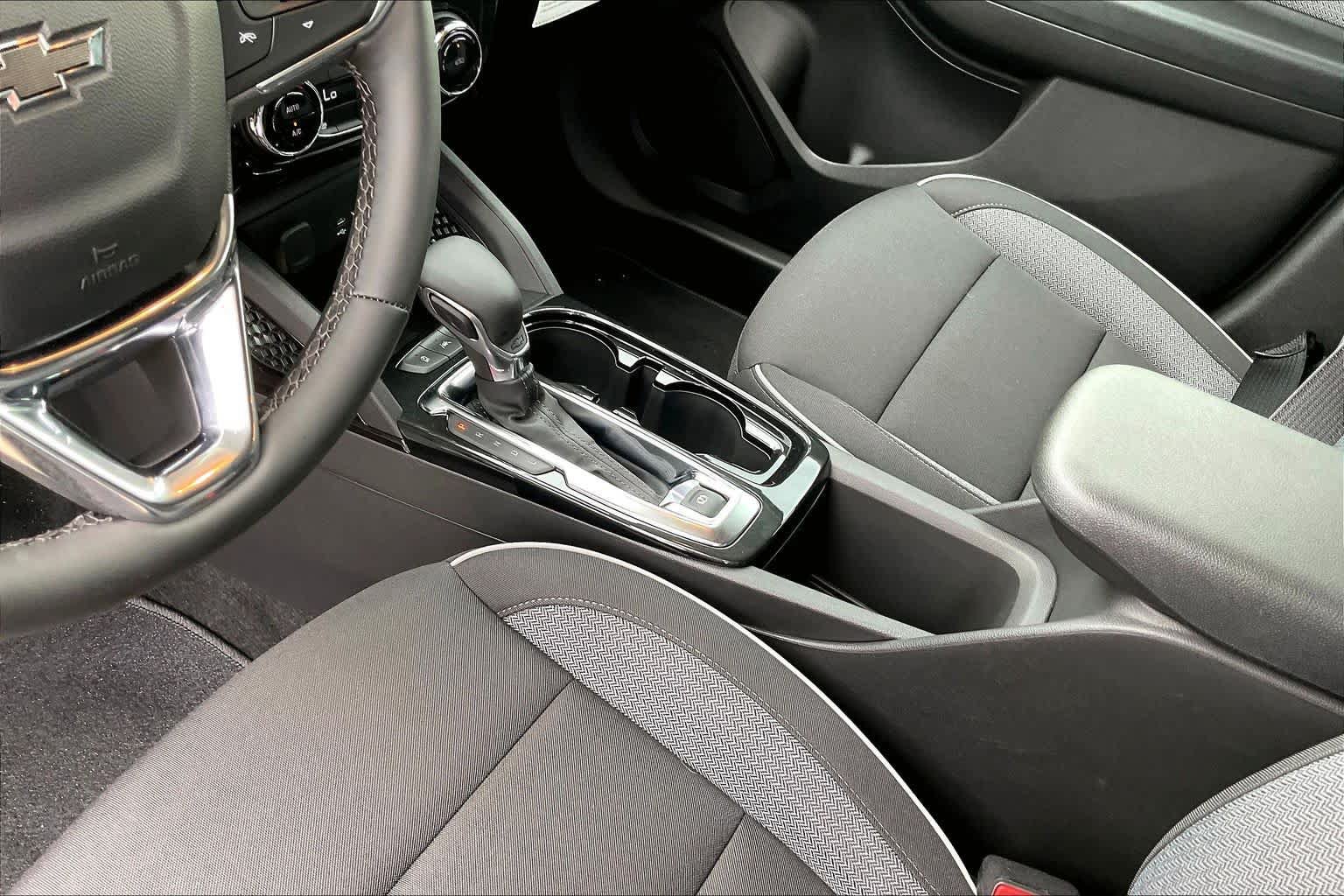 New 2026 Chevrolet TrailBlazer LT w/ Convenience Package FWD image 8