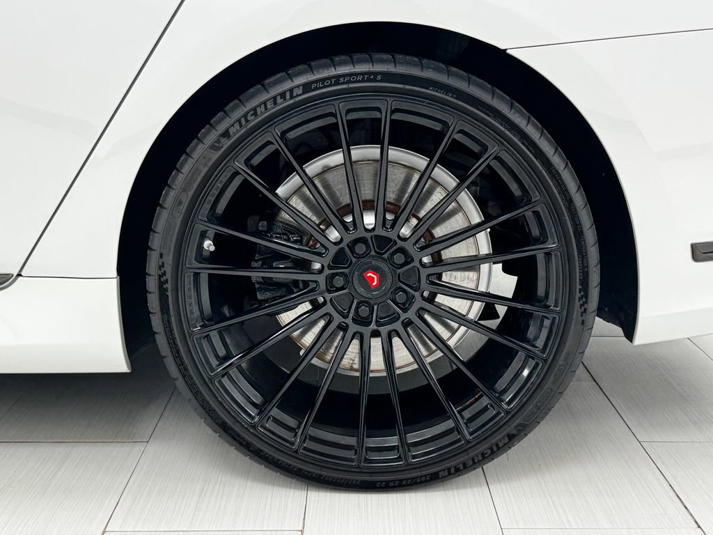 Used 2022 BMW 750i xDrive w/ Autobahn Package image 46