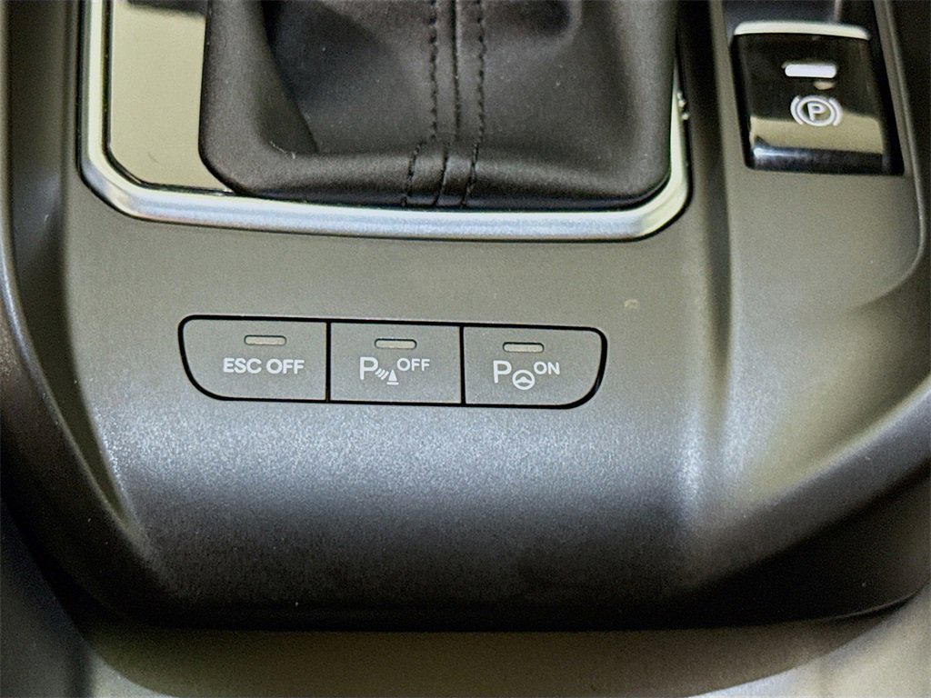 Used 2023 Dodge Hornet GT Plus w/ Track Pack image 10