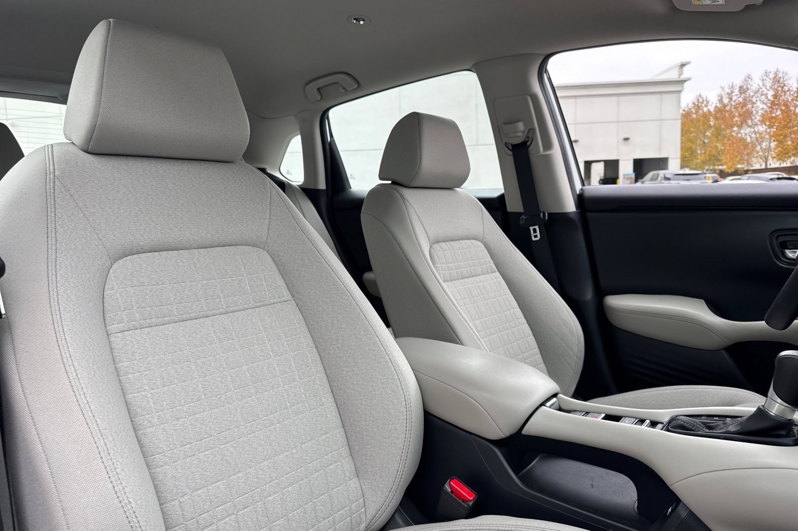 Used 2023 Honda HR-V LX image 30